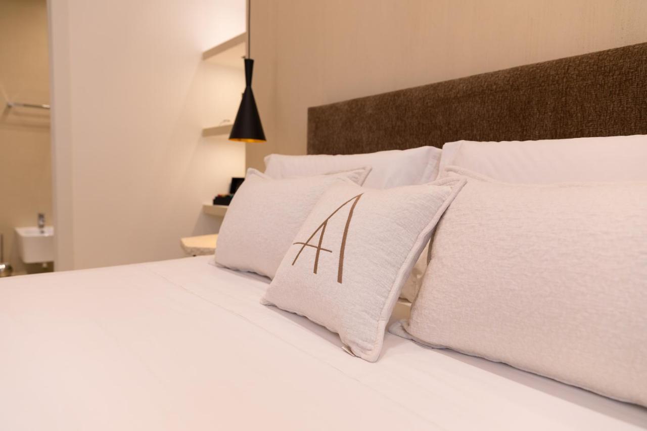 Double A Luxury Room Olbia Exterior foto