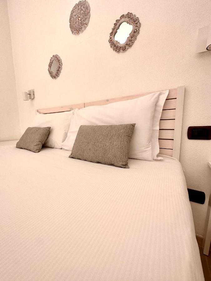 Double A Luxury Room Olbia Exterior foto